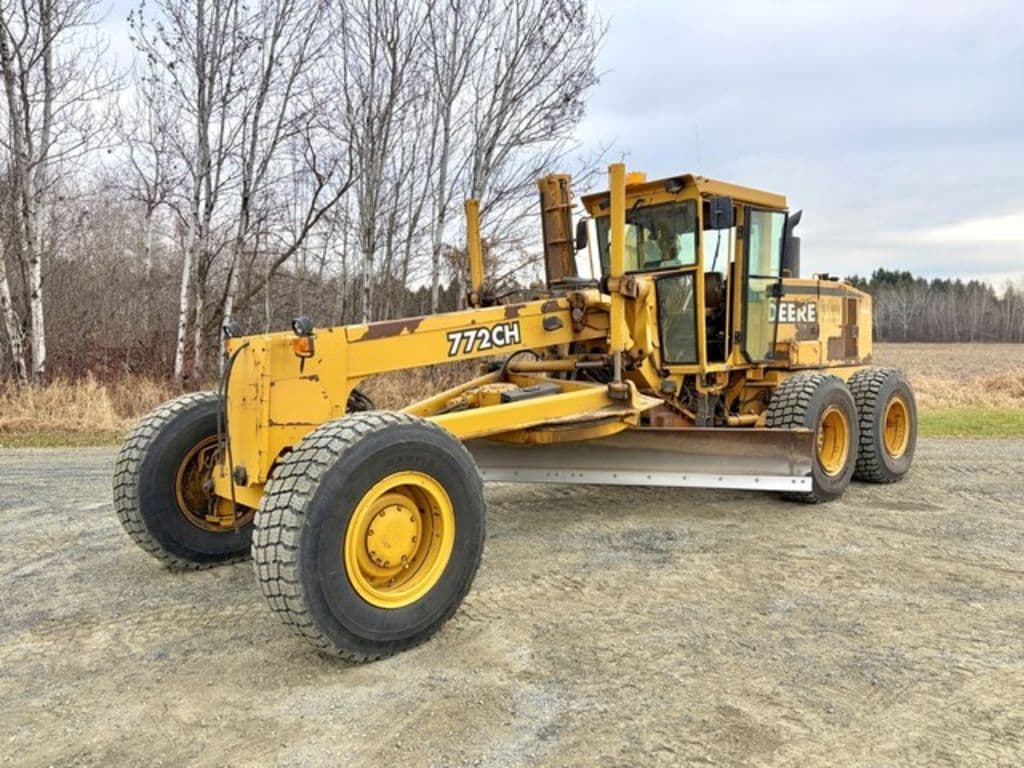 Image of John Deere 772CH Primary image