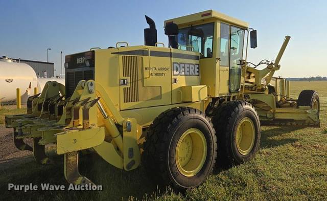 Image of John Deere 772CH equipment image 4