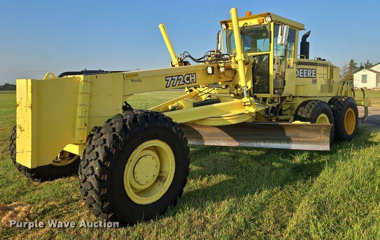 Image of John Deere 772CH Primary image