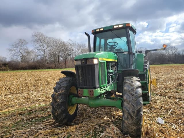 Image of John Deere 7810 equipment image 1