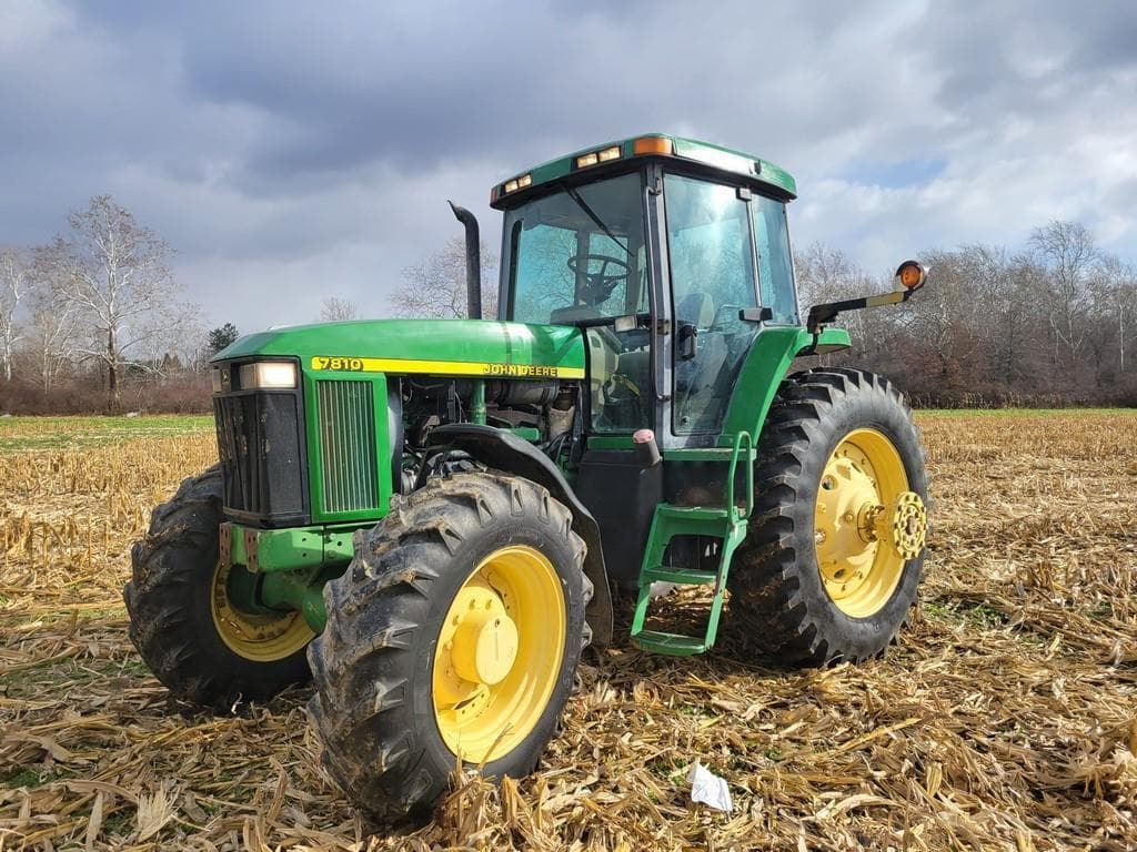 Image of John Deere 7810 Primary image