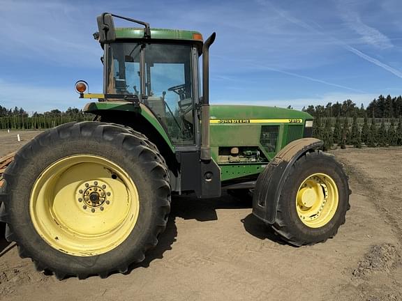 Image of John Deere 7810 equipment image 4