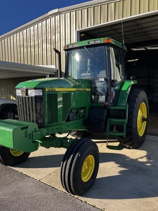 Image of John Deere 7810 equipment image 1
