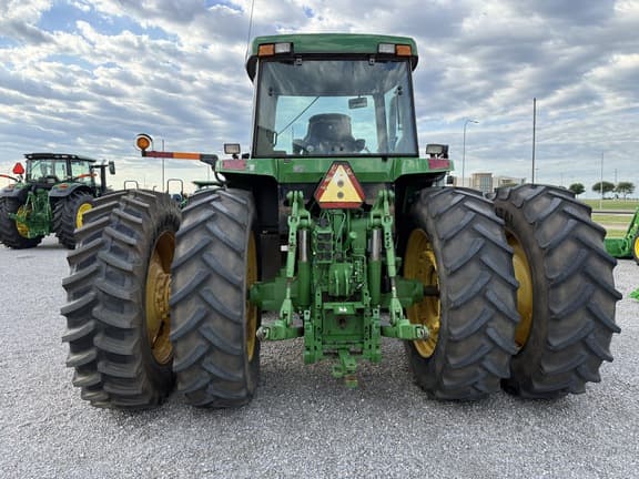 Image of John Deere 7810 equipment image 2