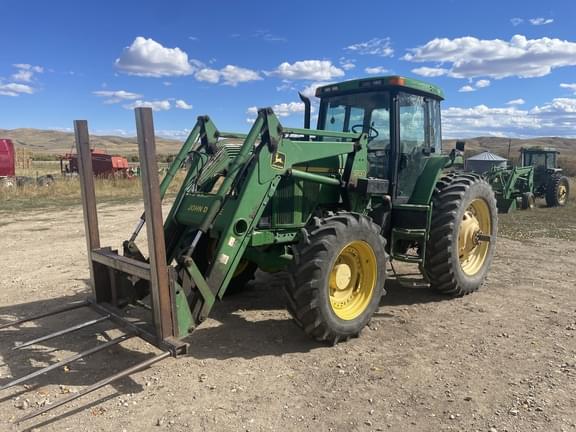 Image of John Deere 7810 equipment image 1