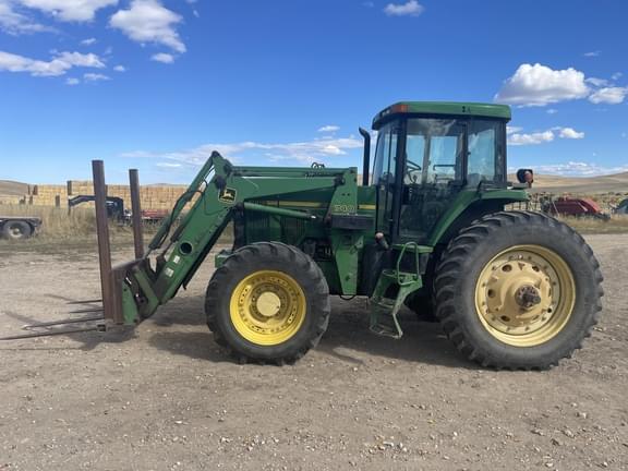 Image of John Deere 7810 Primary image