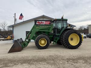 2000 John Deere 7810 Image