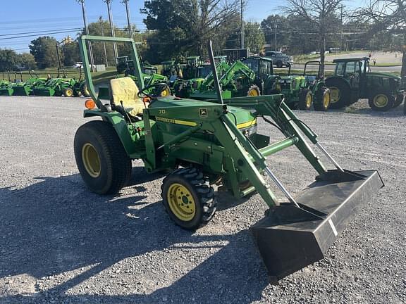 Image of John Deere 790 equipment image 1