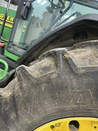 Image of John Deere 8110 equipment image 4