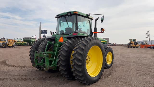 Image of John Deere 8110 equipment image 3