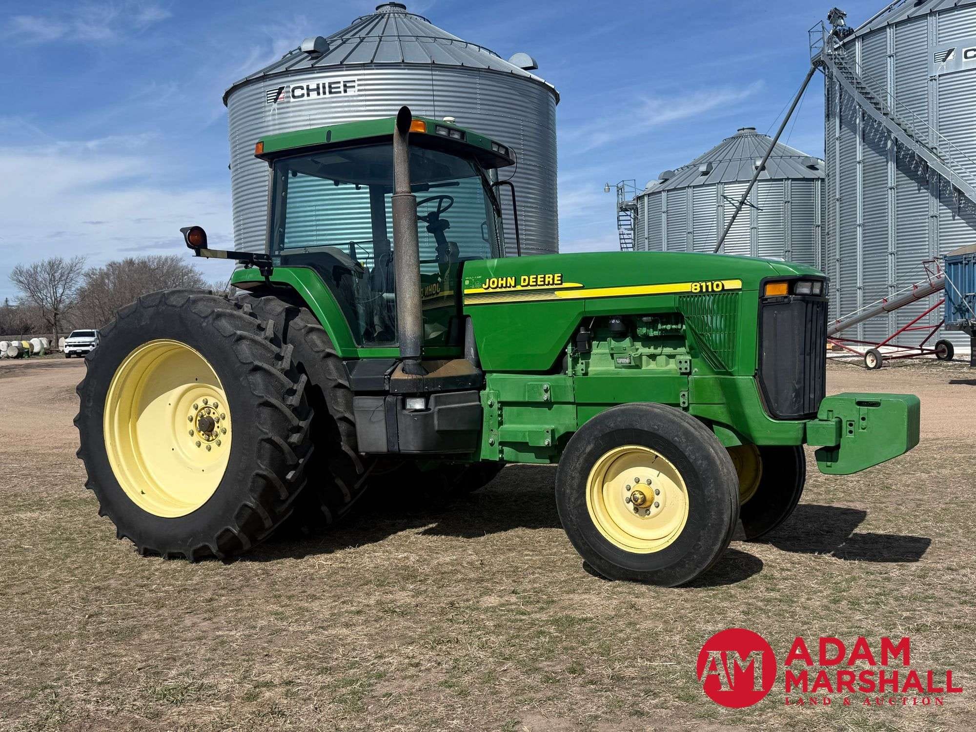 2000 John Deere 8110 Equipment Image0