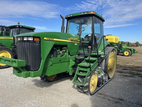 Image of John Deere 8210T equipment image 2