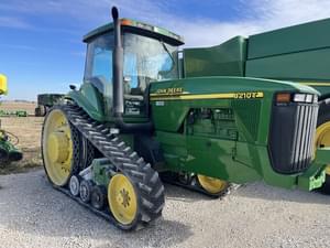 2000 John Deere 8210T Image
