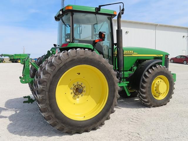 Image of John Deere 8310 equipment image 3