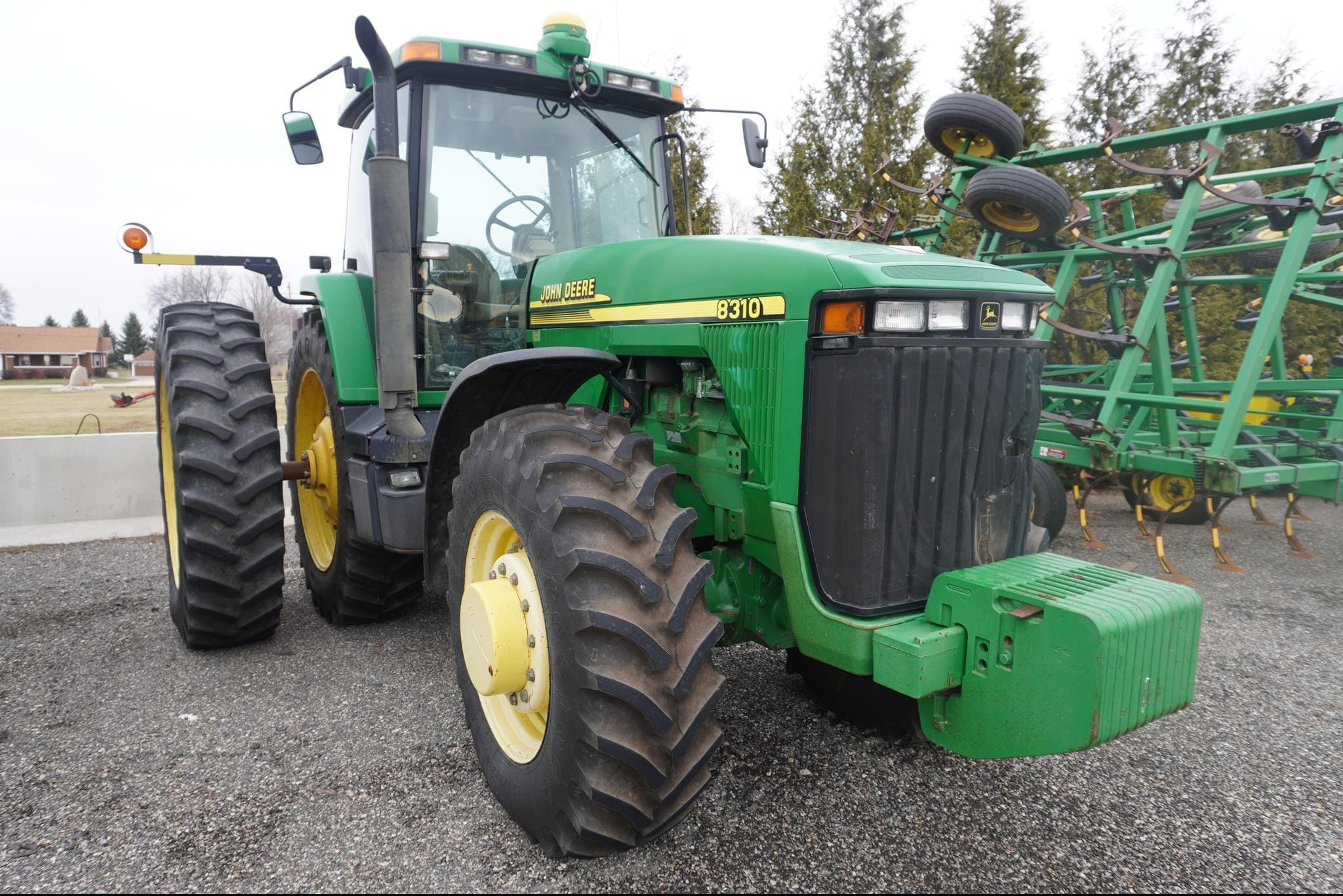 2000 John Deere 8310 Equipment Image0