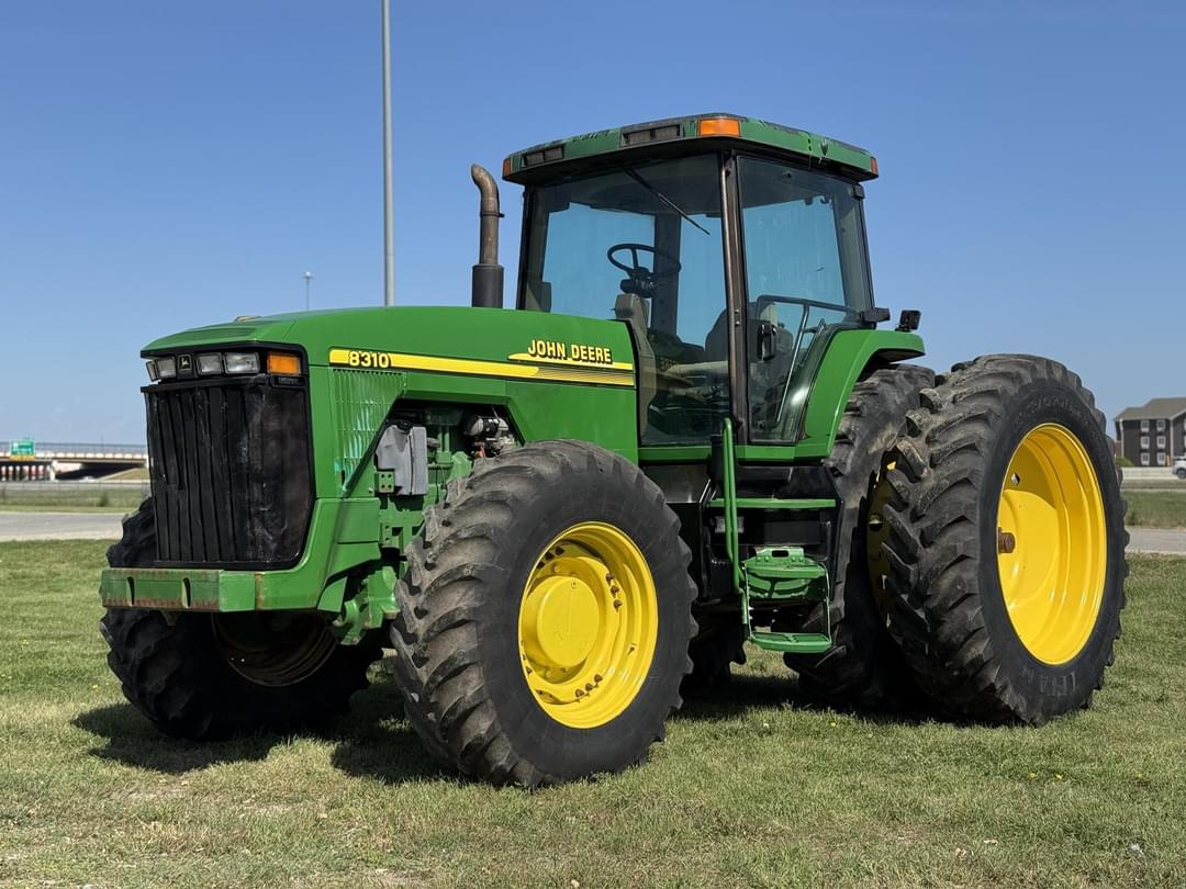 Image of John Deere 8310 Primary image