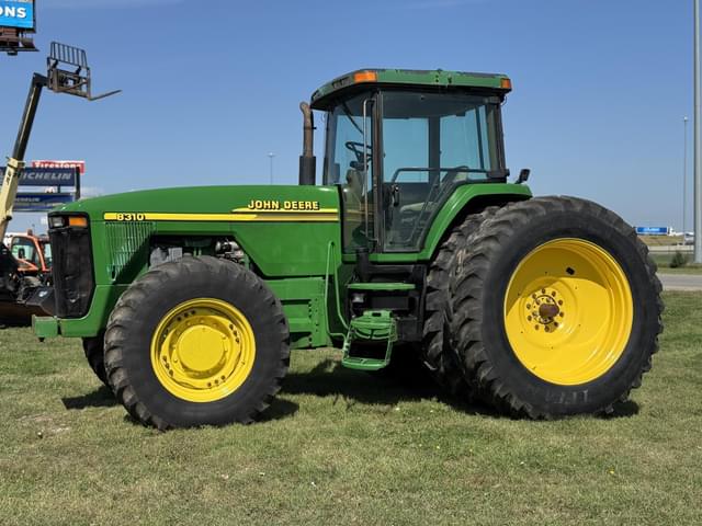 Image of John Deere 8310 equipment image 2