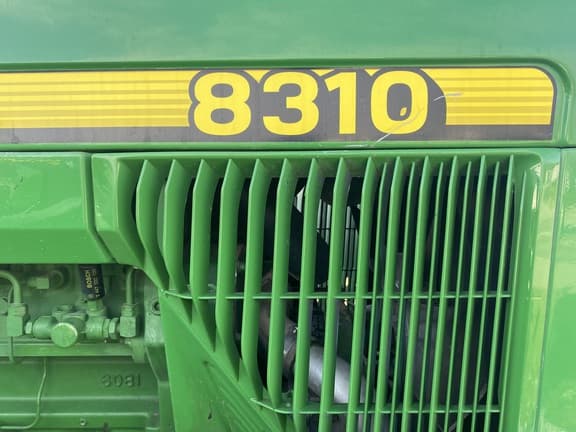 Image of John Deere 8310 equipment image 1