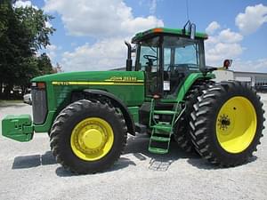 2000 John Deere 8410 Image