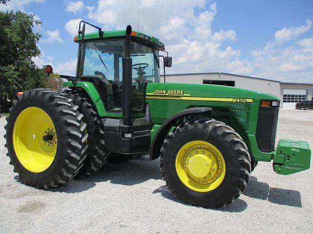 Image of John Deere 8410 equipment image 1