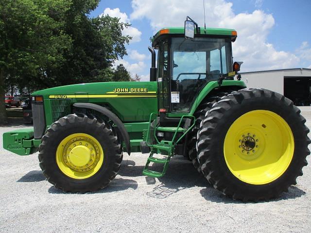 Image of John Deere 8410 equipment image 2