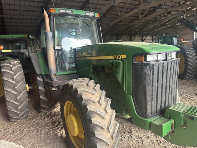 Image of John Deere 8410 equipment image 3
