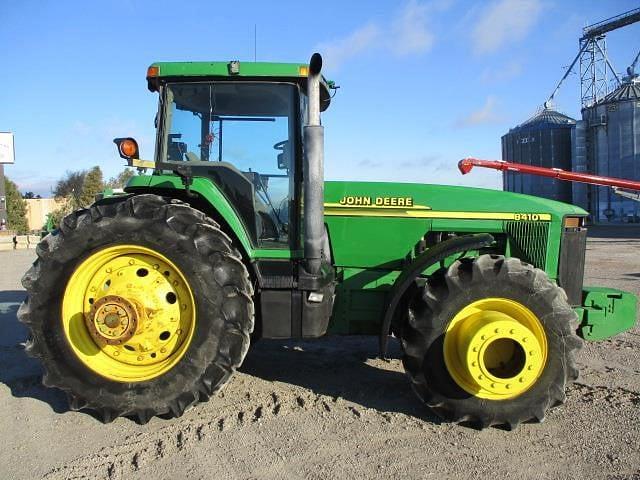 Image of John Deere 8410 equipment image 3