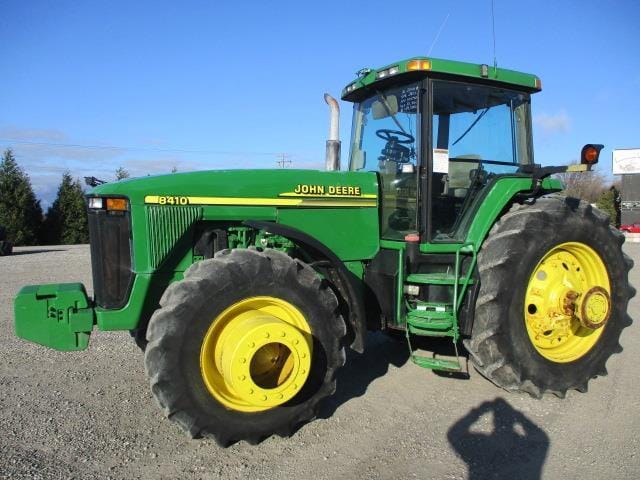 2000 John Deere 8410 Equipment Image0