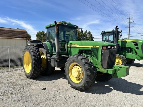 Image of John Deere 8410 equipment image 1