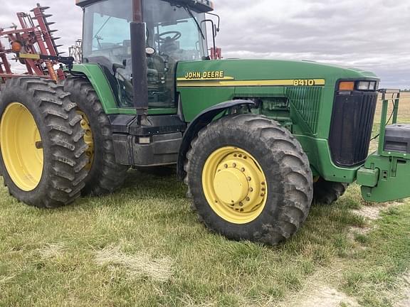 Image of John Deere 8410 equipment image 2