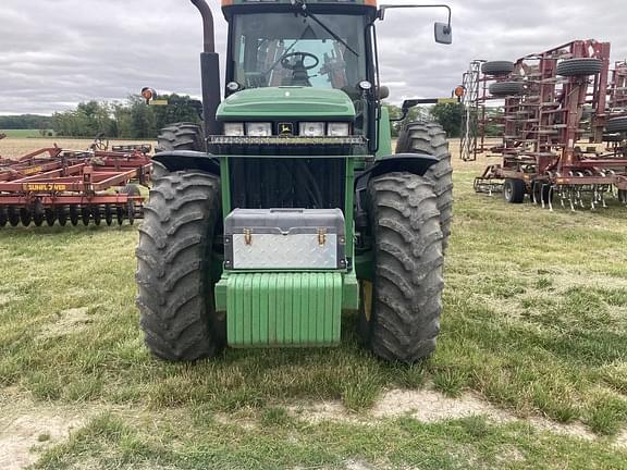 Image of John Deere 8410 equipment image 3