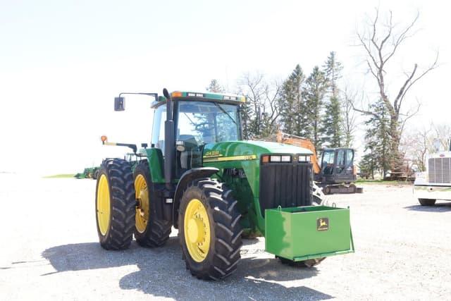 Image of John Deere 8410 equipment image 4
