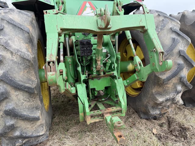 Image of John Deere 8410 equipment image 4
