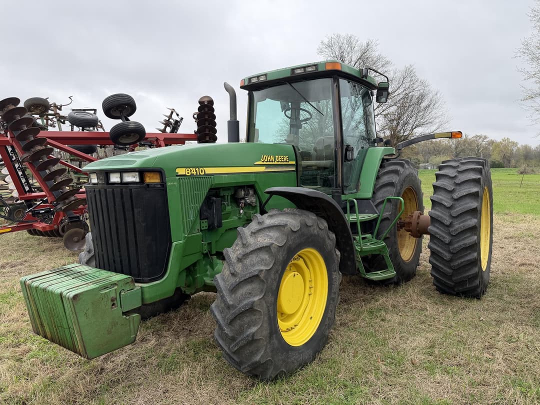 Image of John Deere 8410 Primary image