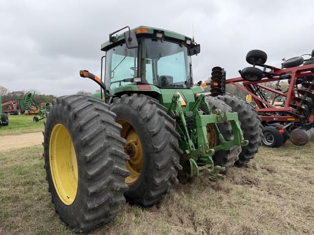 Image of John Deere 8410 equipment image 3