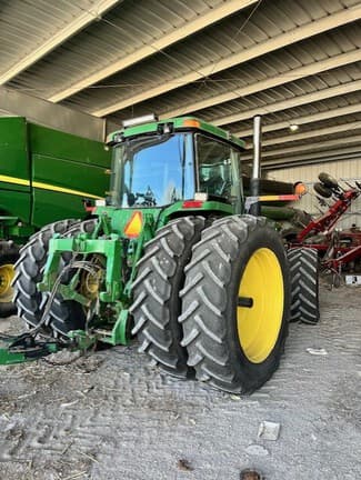 Image of John Deere 8410 equipment image 2