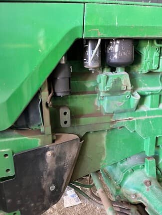 Image of John Deere 8410 equipment image 4