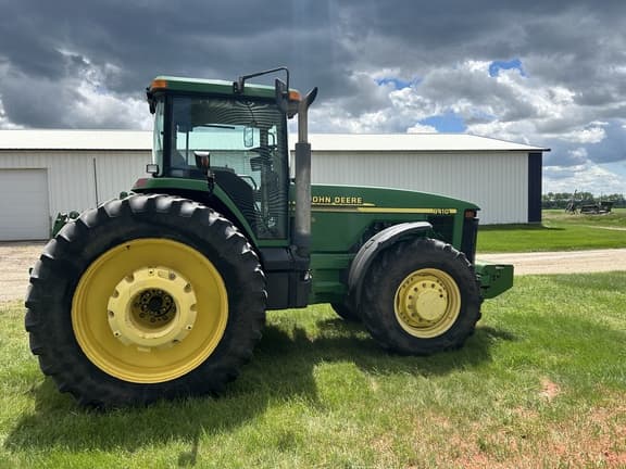Image of John Deere 8410 equipment image 3