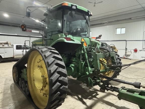 Image of John Deere 8410T equipment image 3
