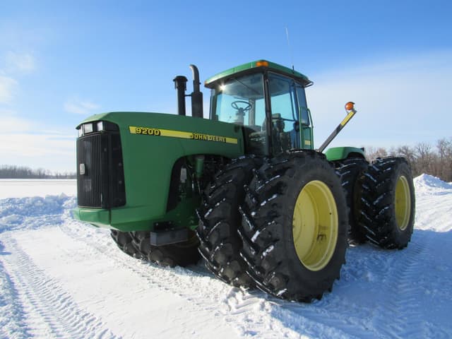 Image of John Deere 9200 equipment image 1