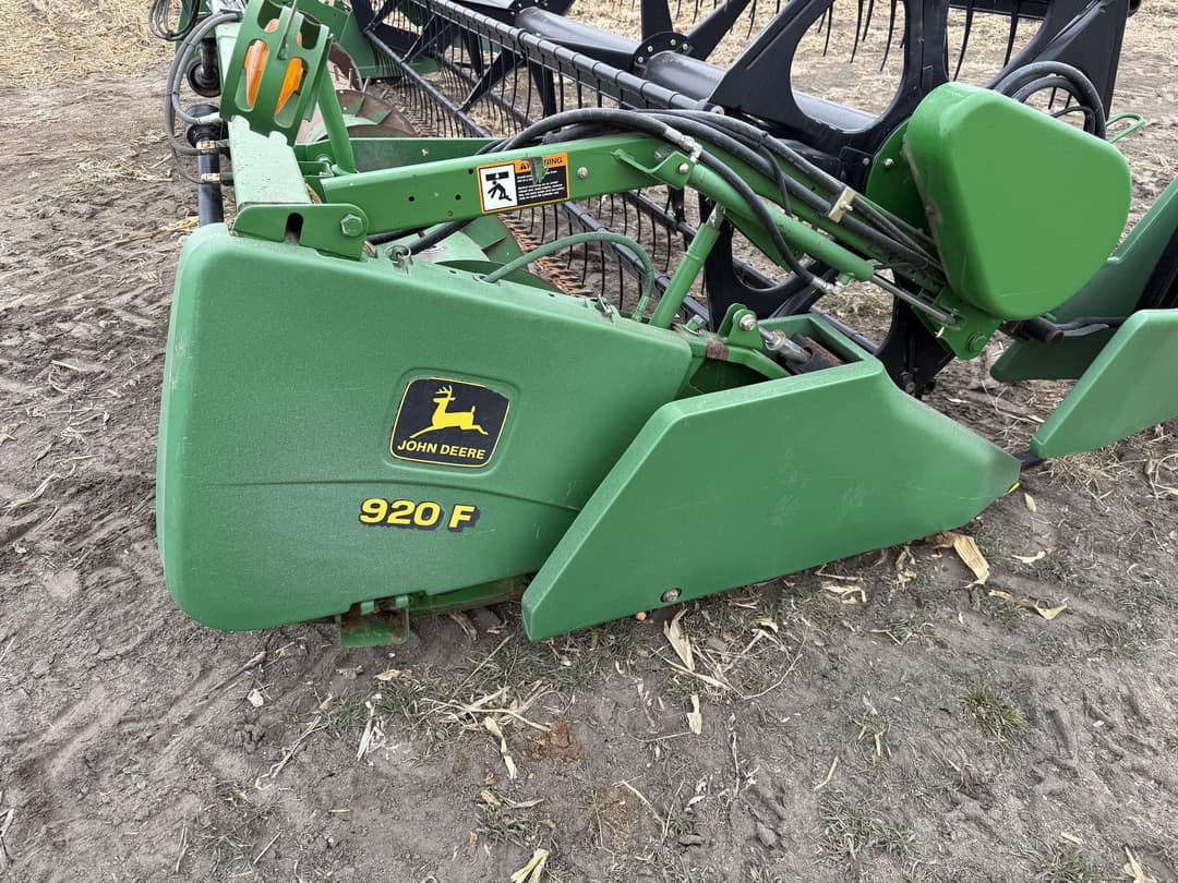Image of John Deere 920F Primary image