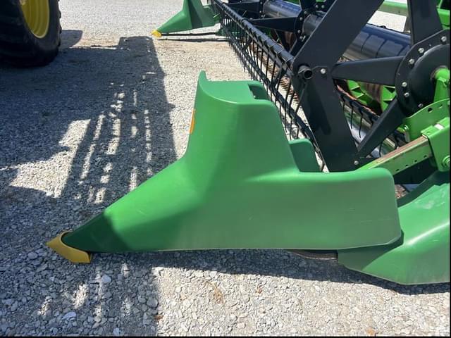 Image of John Deere 920F equipment image 3