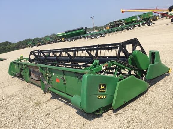 Image of John Deere 925F equipment image 3