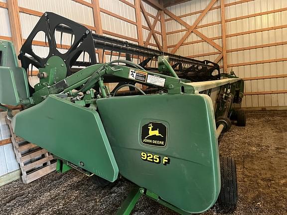 Image of John Deere 925F Image 1