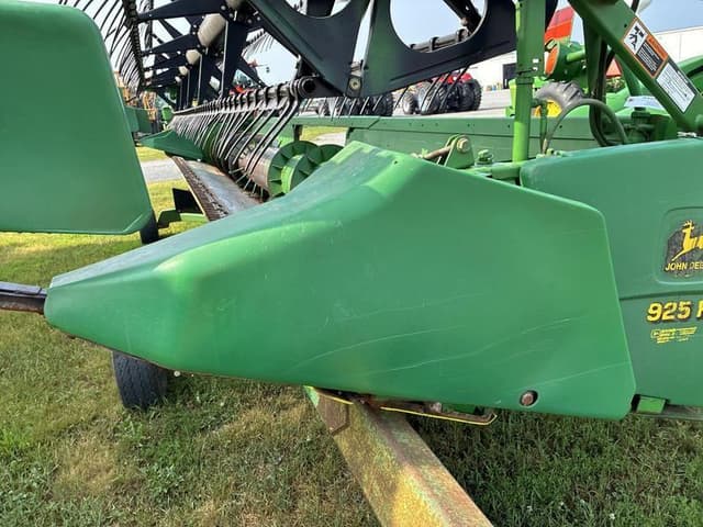 Image of John Deere 925F equipment image 4