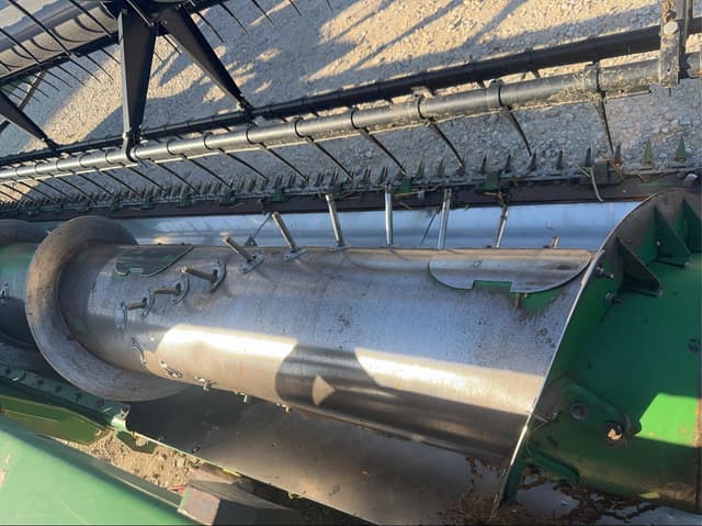 Image of John Deere 925F equipment image 4