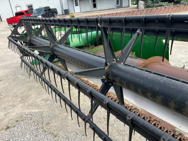 Image of John Deere 925F equipment image 2