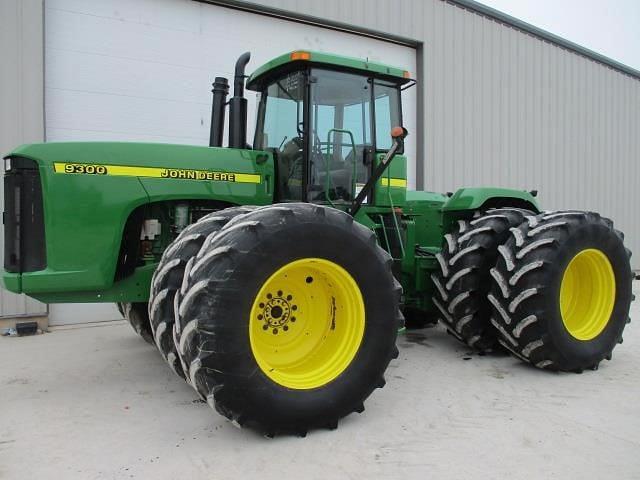 Image of John Deere 9300 Primary image