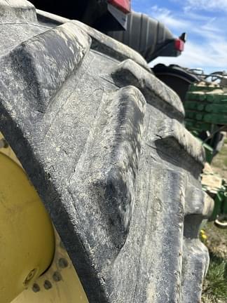 Image of John Deere 9300T equipment image 2