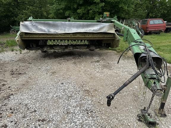 Image of John Deere 935 equipment image 1